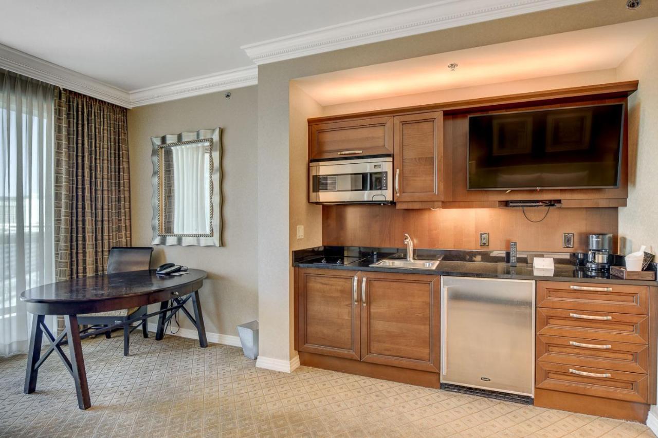 Strip & Sphere View! Privately Owned Condo Hotel-The Signature At Mgm ラスベガス エクステリア 写真